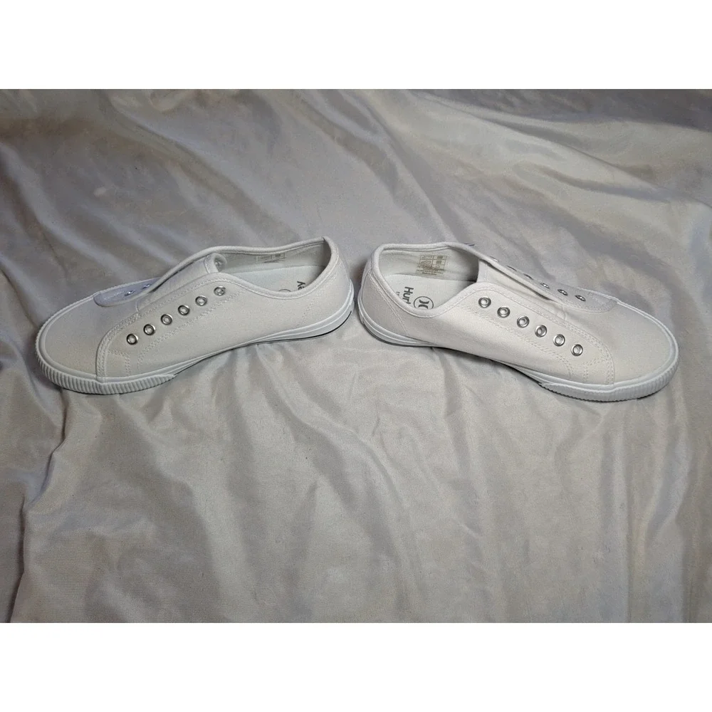 Hurley Chloe Women's White Slip On Shoes No Laces Size 6M